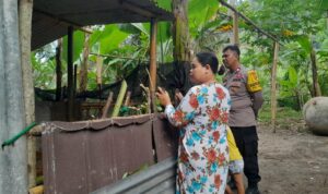 Polisi Sambangi Warga Krandangan, Ajak Budidaya Pangan Mandiri