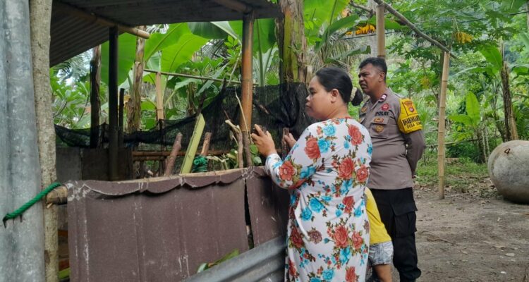 Polisi Sambangi Warga Krandangan, Ajak Budidaya Pangan Mandiri