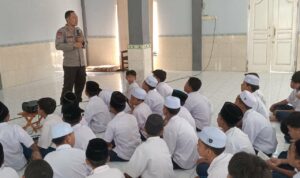 Kenakalan Remaja Jadi Fokus Sosialisasi Polres Lombok Barat di Aik Ampat