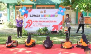 Mewarnai Semangat Bhayangkara di SLBN 2 Lombok Barat
