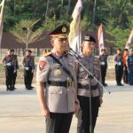 Semangat Bhayangkara Hidup di Laut Lembar: Upacara Tabur Bunga