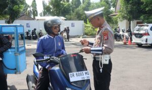 Keselamatan Lalu Lintas Diperkuat, Polres Lombok Barat Gelar Operasi Patuh Rinjani 2025