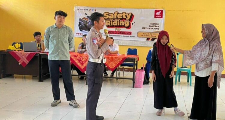 SMKN 2 Gerung Jadi Lokasi Edukasi Safety Riding Satlantas Lombok Barat
