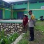 Bhabinkamtibmas Montong Are Dukung Ketahanan Pangan Lewat Pendampingan Petani