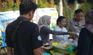 Bulog NTB dan Polres Lombok Barat Pastikan Ketersediaan Pangan Murah di Kediri
