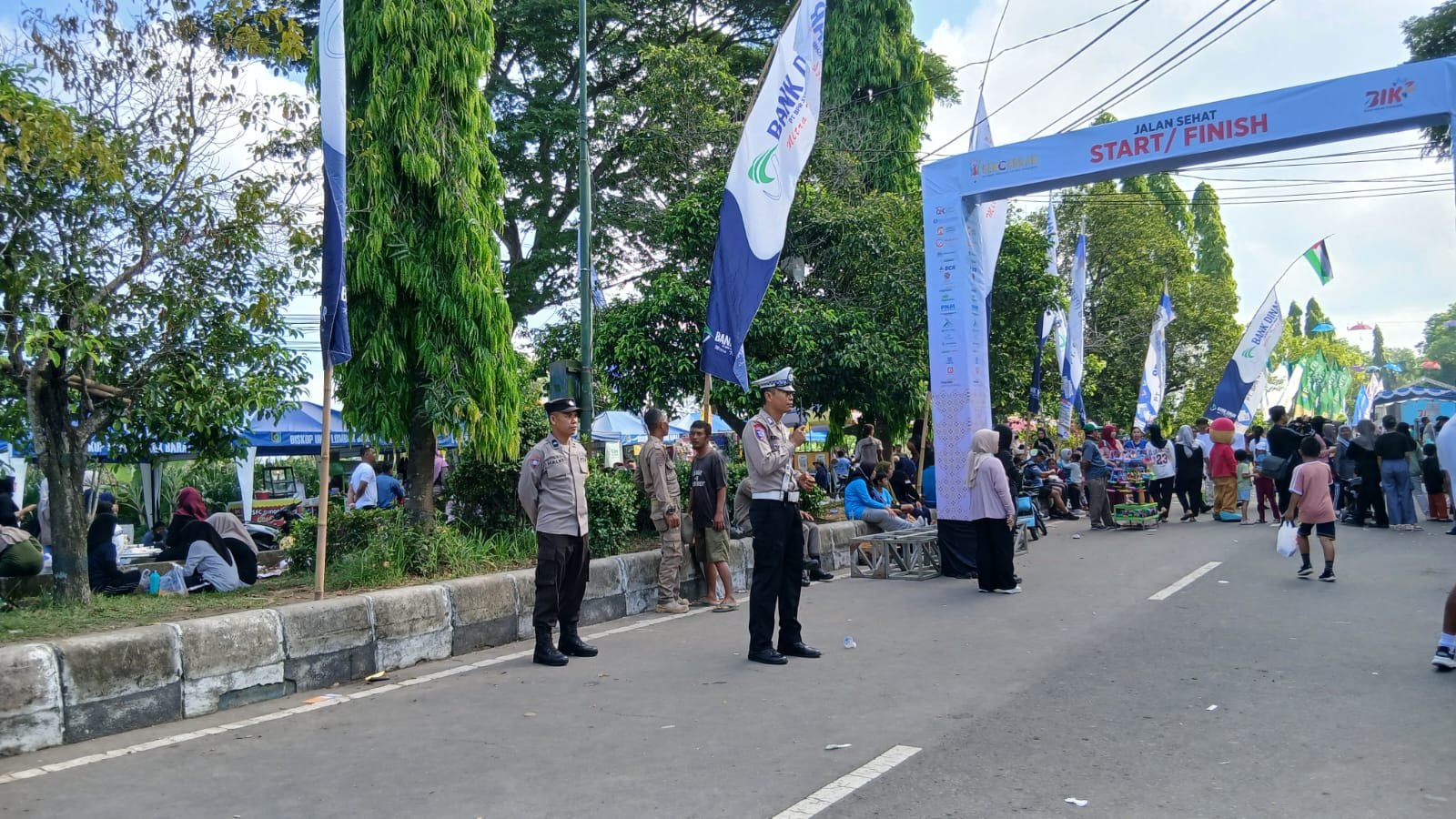 Polres Lombok Barat Pastikan Acara Pasar Keuangan Rakyat Aman dan Tertib