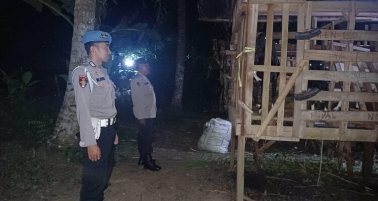 Malam Tak Lagi Sepi, Polisi Lembar Aktif Jaga Kandang Ternak Warga